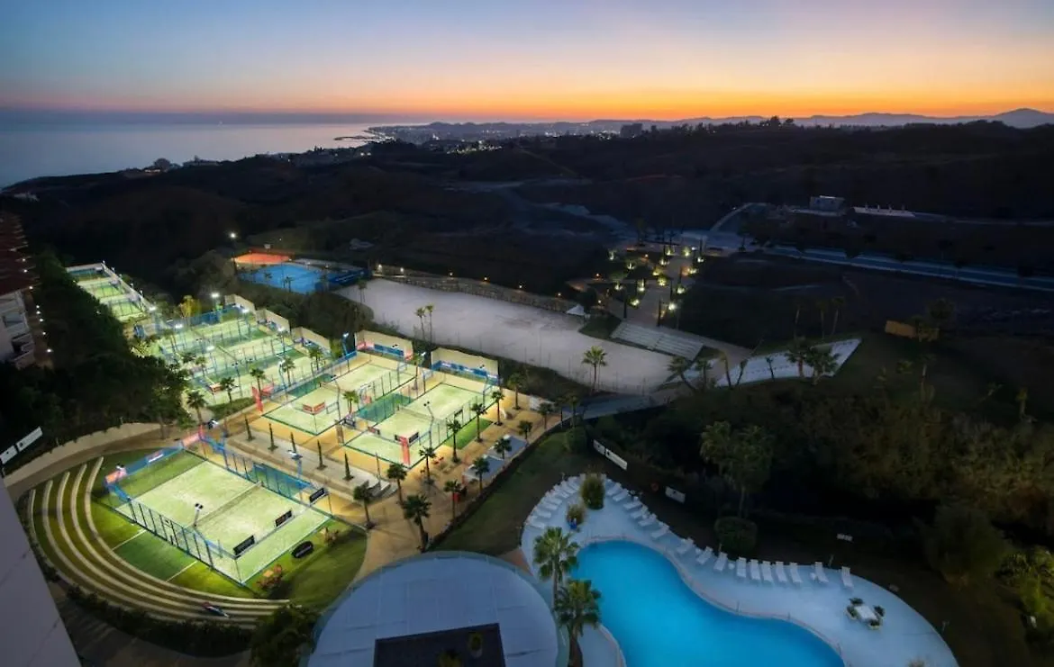 Luxe Coast Views-Reserva Del-Higueron-Pool & Sea マラガ 0*,